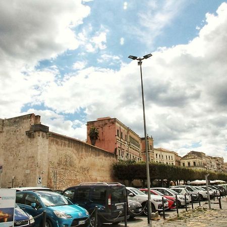 Essentia Rooms- Ortigia Holidays Syracuse ภายนอก รูปภาพ