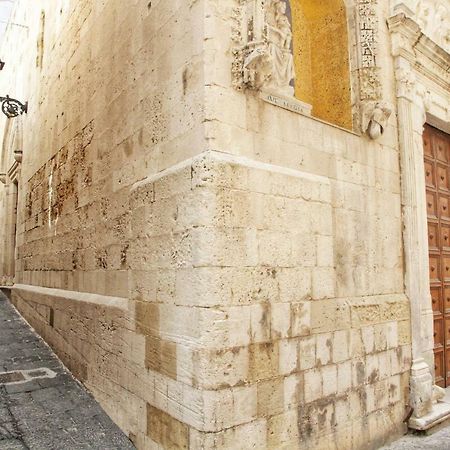 Essentia Rooms- Ortigia Holidays Syracuse ภายนอก รูปภาพ
